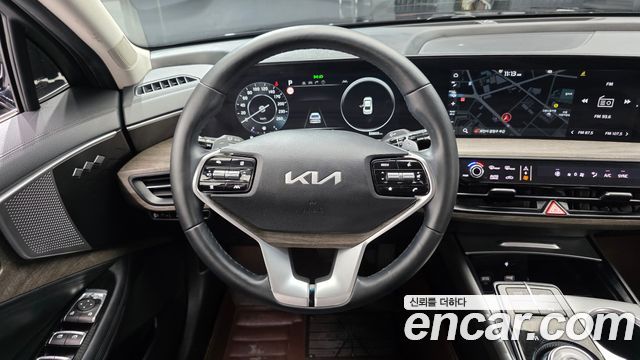 Kia K8 2.5 Gasoline 2WD Noblesse 2022 — фото 13