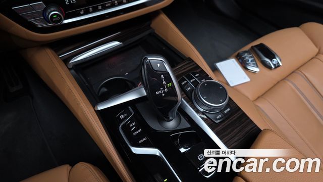 BMW 5 Series (G30) 520i M Sport 2022 — фото 9