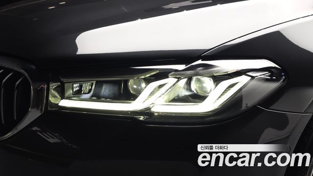 BMW 5 Series (G30) 520i M Sport 2022 — фото 22