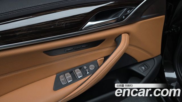 BMW 5 Series (G30) 520i M Sport 2022 — фото 30
