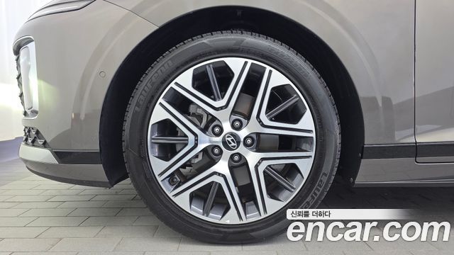 Hyundai Grandeur (GN7) 2,5 Gasoline 2WD Exclusive 2024 — фото 5