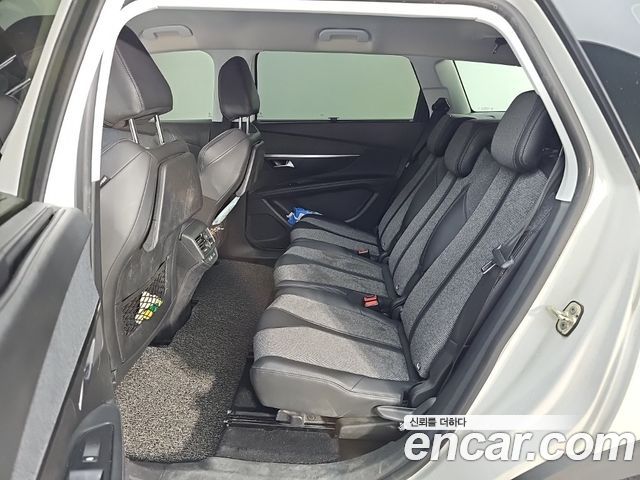 Peugeot 5008 (II) 1.6 BlueHDi Allure 2018 — фото 16