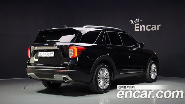 Ford Explorer (VI) 2.3 LimIted 4WD 2020 — фото 2