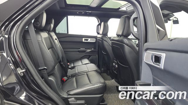 Ford Explorer (VI) 2.3 LimIted 4WD 2020 — фото 12