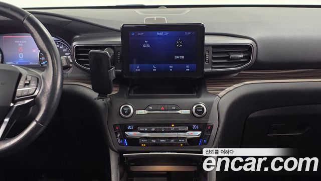 Ford Explorer (VI) 2.3 LimIted 4WD 2020 — фото 14