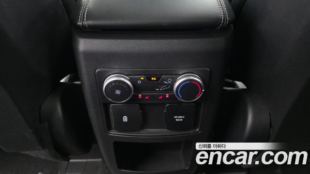 Ford Explorer (VI) 2.3 LimIted 4WD 2020 — фото 19