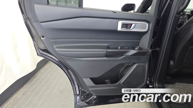 Ford Explorer (VI) 2.3 LimIted 4WD 2020 — фото 25