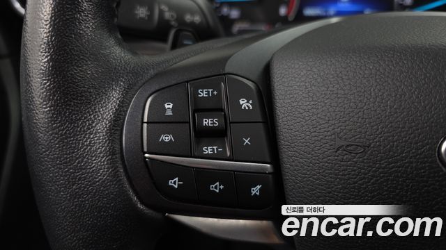 Ford Explorer (VI) 2.3 LimIted 4WD 2020 — фото 26