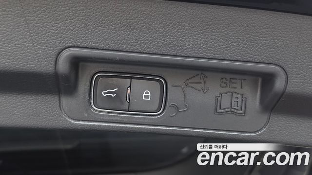 Ford Explorer (VI) 2.3 LimIted 4WD 2020 — фото 27