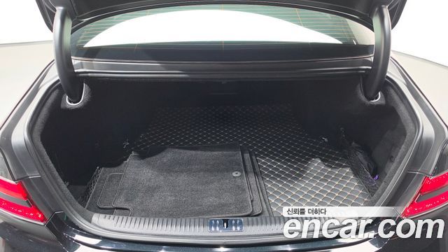 Genesis G90 3.8 AWD Luxury 2021 — фото 21
