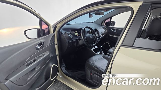 Renault Korea QM3 LE 2018 — фото 10