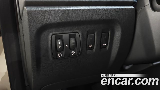 Renault Korea QM3 LE 2018 — фото 19