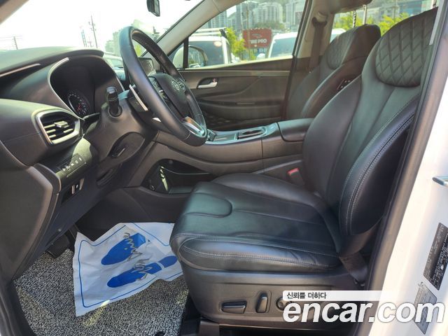 Hyundai Santa Fe Gasoline 2.5T 2WD Prestige 2022 — фото 6