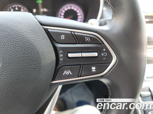Hyundai Santa Fe Gasoline 2.5T 2WD Prestige 2022 — фото 15