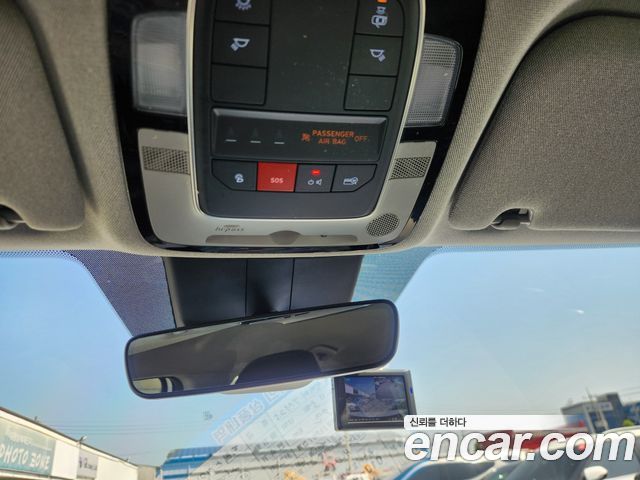 Hyundai Santa Fe Gasoline 2.5T 2WD Prestige 2022 — фото 16