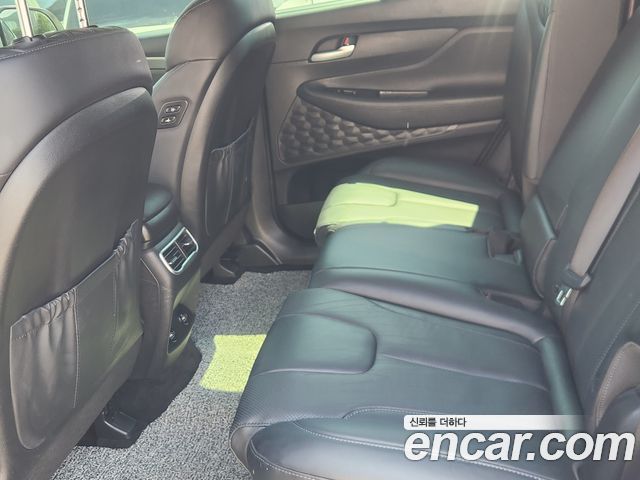 Hyundai Santa Fe Gasoline 2.5T 2WD Prestige 2022 — фото 19