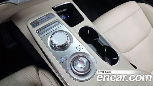 Genesis GV70 2.5T Gasoline 2WD 2021 — фото 9