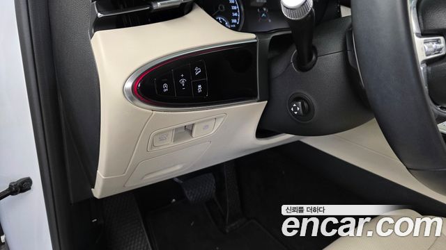 Genesis GV70 2.5T Gasoline 2WD 2021 — фото 18