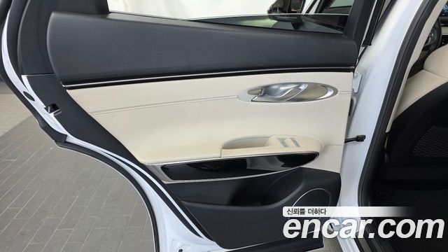 Genesis GV70 2.5T Gasoline 2WD 2021 — фото 25