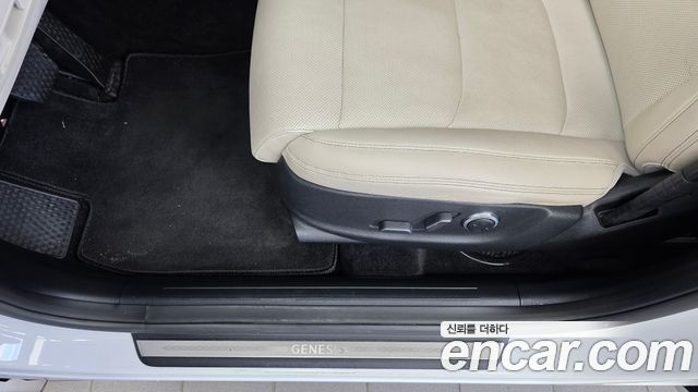 Genesis GV70 2.5T Gasoline 2WD 2021 — фото 27