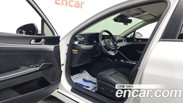 Kia K5 (III) 2.0 Prestige 2020 — фото 10