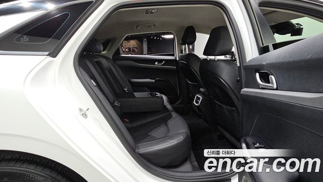 Kia K5 (III) 2.0 Prestige 2020 — фото 11
