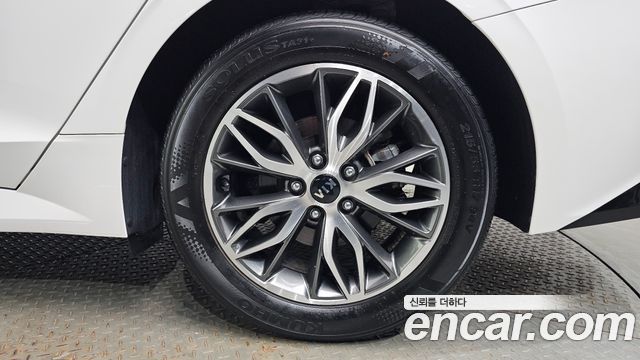 Kia K5 (III) 2.0 Prestige 2020 — фото 21