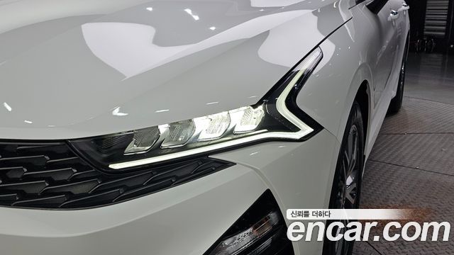 Kia K5 (III) 2.0 Prestige 2020 — фото 22