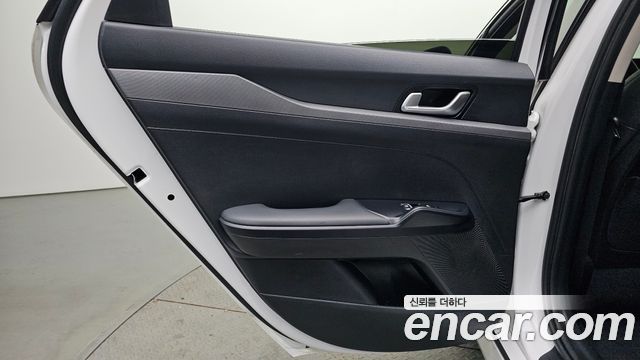 Kia K5 (III) 2.0 Prestige 2020 — фото 25