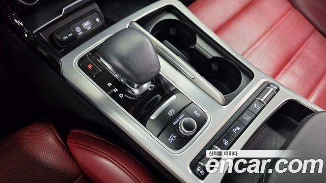 Kia Stinger 2.0 Turbo 2WD Platinum 2020 — фото 9