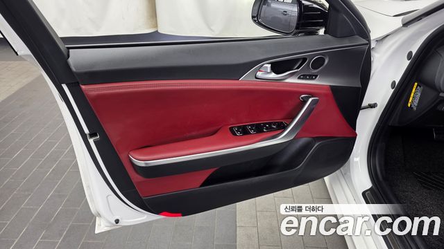 Kia Stinger 2.0 Turbo 2WD Platinum 2020 — фото 24