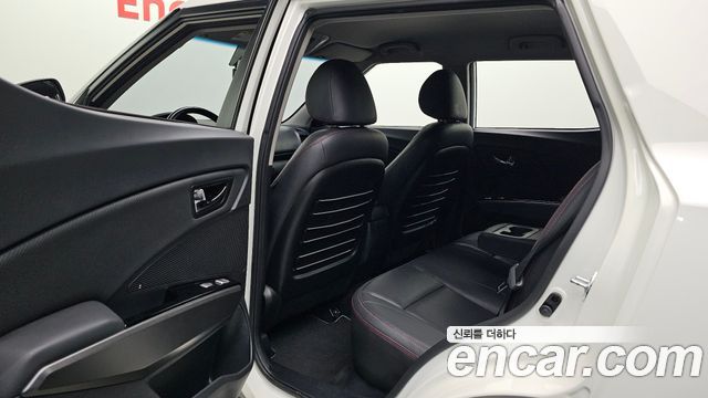 KG Mobility (SsangYong) Tivoli Air Diesel IX 2WD 2019 — фото 11