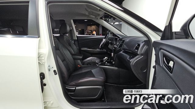 KG Mobility (SsangYong) Tivoli Air Diesel IX 2WD 2019 — фото 12