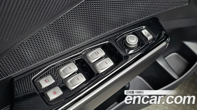 KG Mobility (SsangYong) Tivoli Air Diesel IX 2WD 2019 — фото 13
