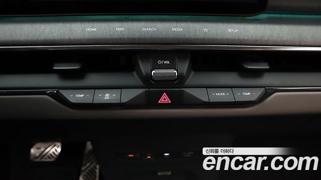 Kia EV9 Long Range 2WD Earth 2024 — фото 18
