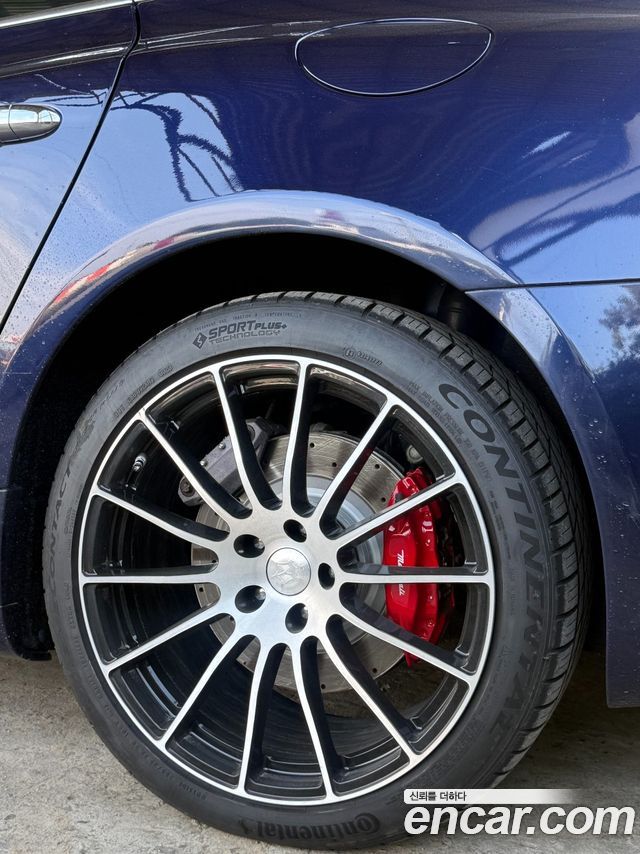 Maserati Quattroporte S Q4 3.0 V6 Gransport 2018 — фото 22