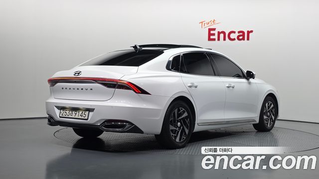 Hyundai Grandeur Hybrid (IG) Le Blanc 2023 — фото 2