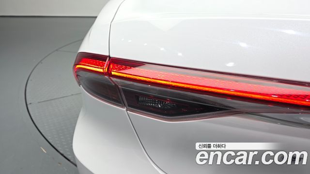 Hyundai Grandeur Hybrid (IG) Le Blanc 2023 — фото 23