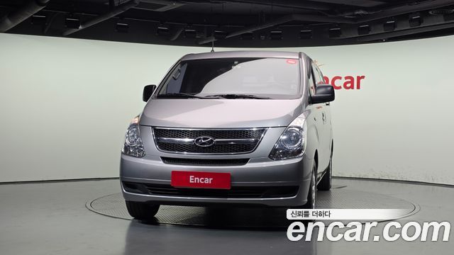 Hyundai Grand Starex 3-Seater VAN CVX Deluxe 2015 — фото 3