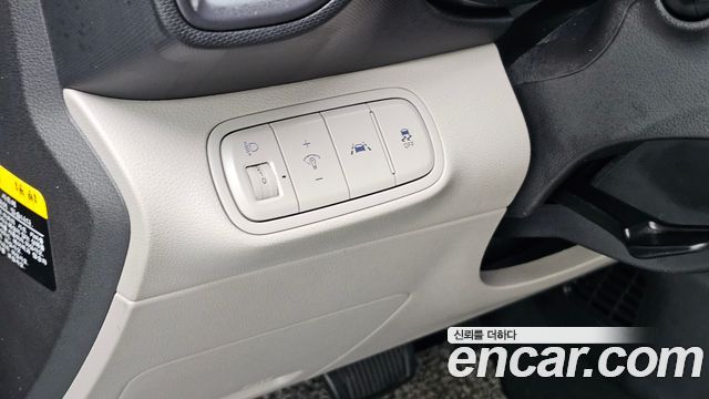 Hyundai Venue 1.6 Flux 2020 — фото 16