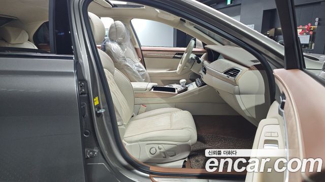 Genesis G90 3.8 AWD Prestige 2019 — фото 12