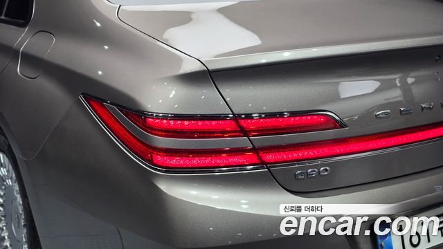 Genesis G90 3.8 AWD Prestige 2019 — фото 23