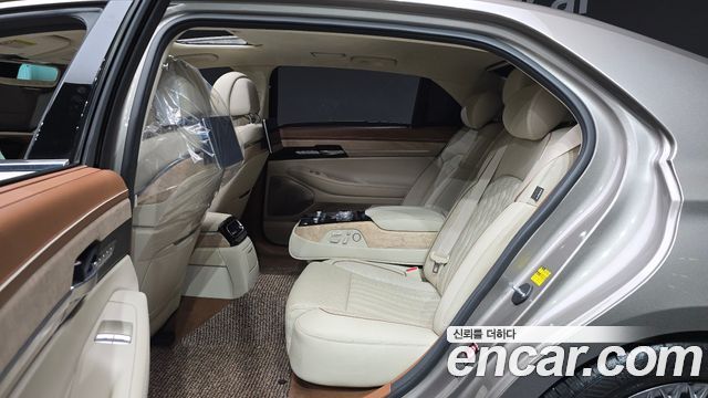 Genesis G90 3.8 AWD Prestige 2019 — фото 26