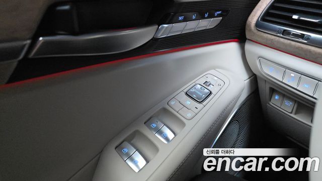 Genesis G90 3.8 AWD Prestige 2019 — фото 32