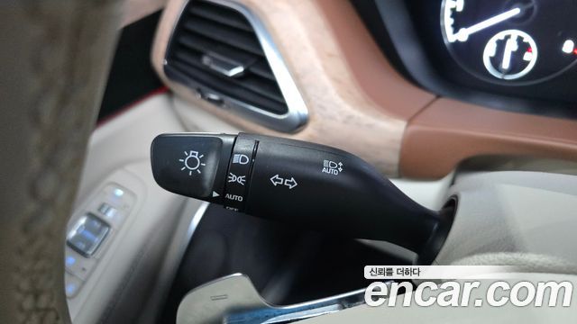 Genesis G90 3.8 AWD Prestige 2019 — фото 33