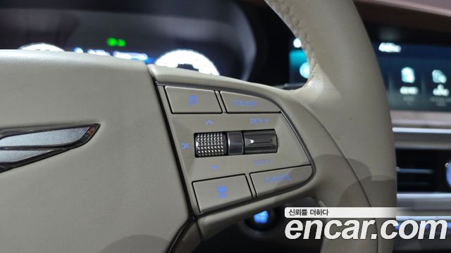 Genesis G90 3.8 AWD Prestige 2019 — фото 36