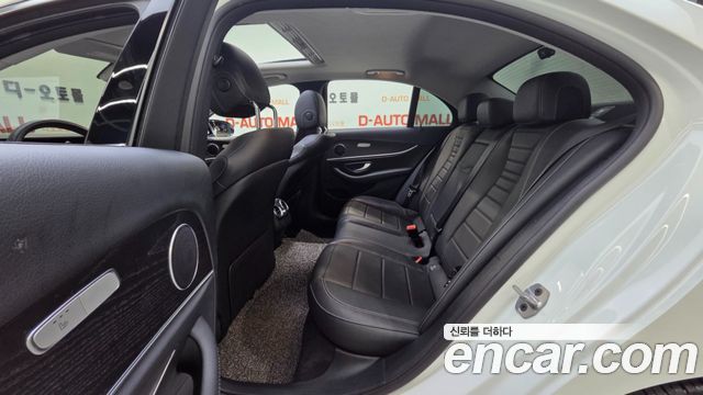 Mercedes-Benz E-Class (W213) E220d Avantgarde 2019 — фото 19