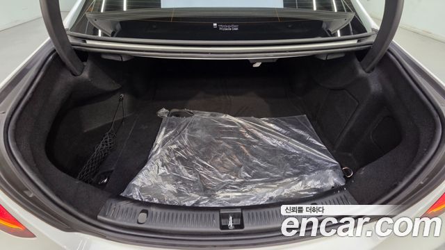 Mercedes-Benz E-Class (W213) E220d Avantgarde 2019 — фото 21