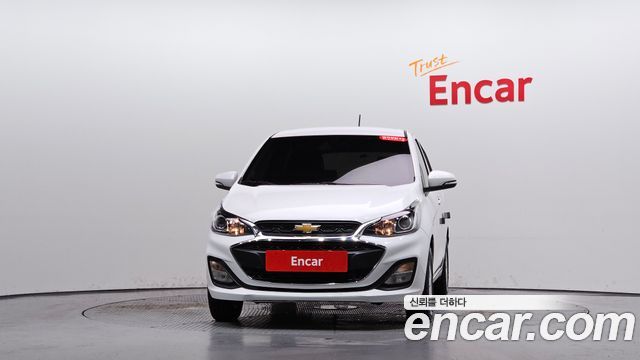 Chevrolet Spark LT 2022 — фото 3