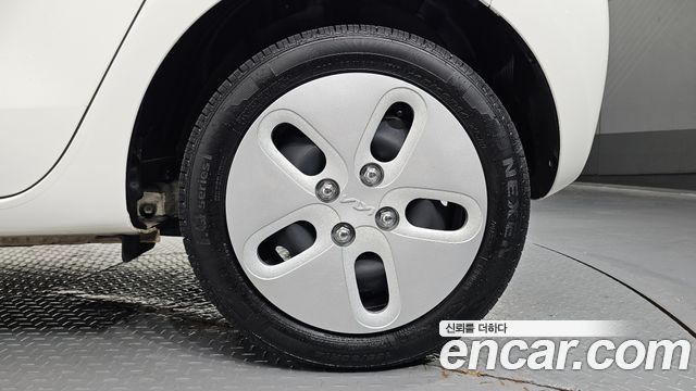 Kia Ray EV Van 2-Seater Light 2024 — фото 5